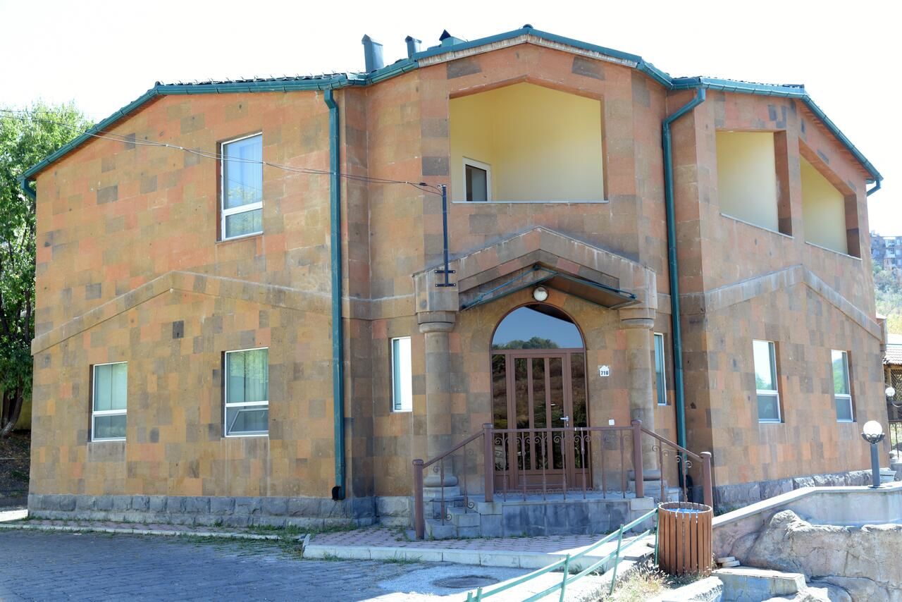 Отель Armenian Village Park Hotel Ереван-38